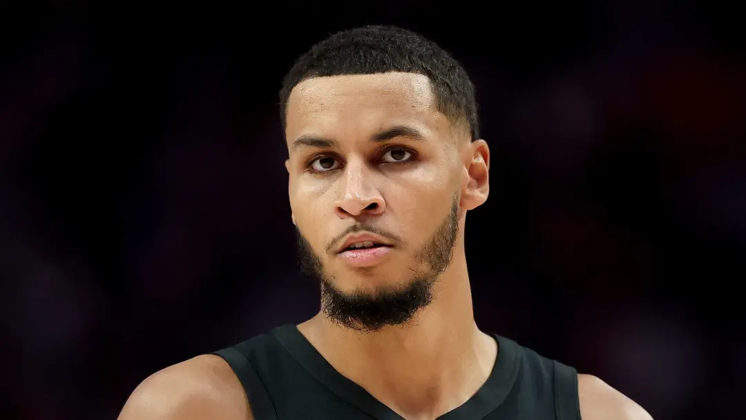 Los Angeles Lakers podem buscar Kris Murray dos Memphis Grizzlies se o time de Memphis fizer cortes no elenco. Se os La…