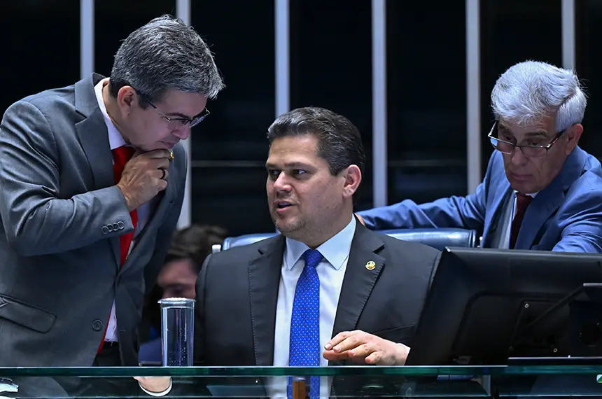 PEC que muda a escala de trabalho começa a tramitar no Plenário do Senado. A mudança visa dar mais um dia de descanso p…