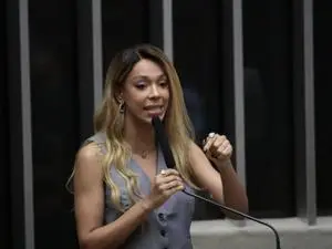 PSOL, Rede e PDT não atingiram a cláusula de barreira. Isso limita o espaço político de esses partidos e muda a dinâmic…
