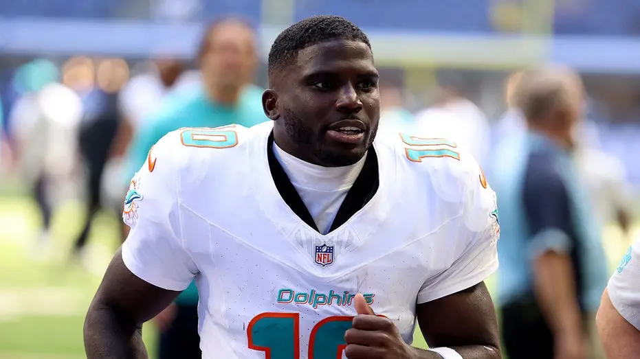 Tyreek Hill, que vinha sendo especulado para voltar à NFL, teve seu processo de divórcio aberto com alegações de abuso …