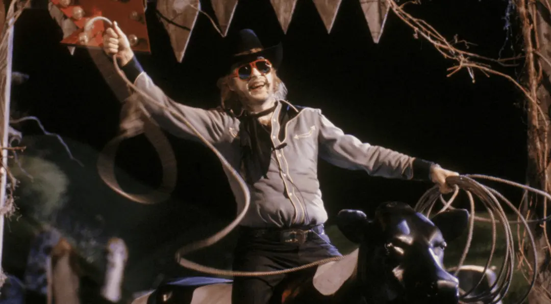 Beetlejuice, do filme de 1988, ainda tá no Top 10 da HBO Max quase quatro décadas depois. A força de um personagem icôn…