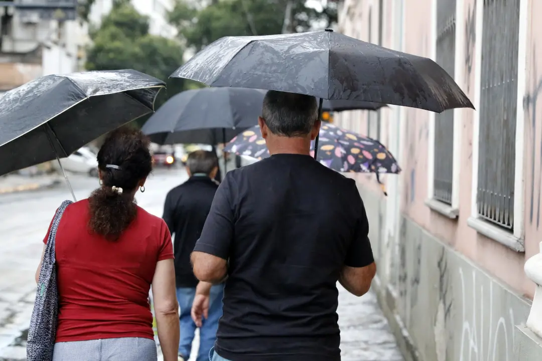 Rio de Janeiro com chuvisco e tempo instável nesta quarta-feira, com previsão de pancadas isoladas. A persistência dess…