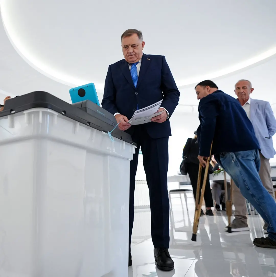 James Blair e Chris LaCivita foram a Republika Srpska dar consultoria eleitoral para governo alinhado com a Rússia. É p…