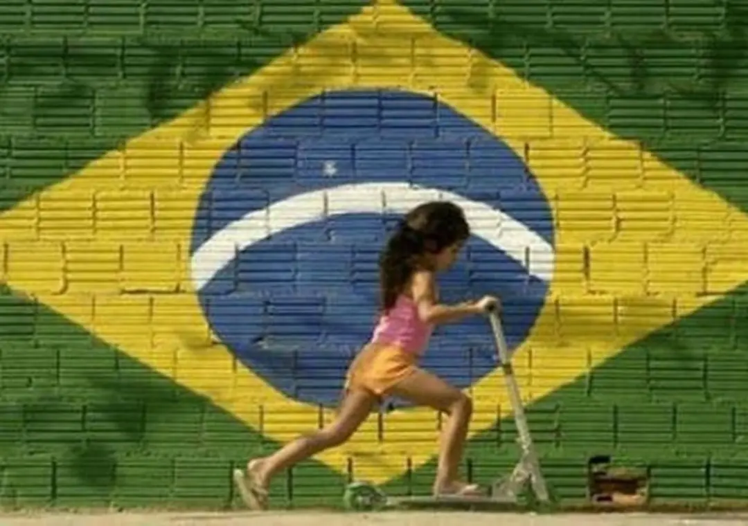 A direita tradicional perdeu espaço na disputa política brasileira, polarizando com a extrema direita e Lula. Esse estr…