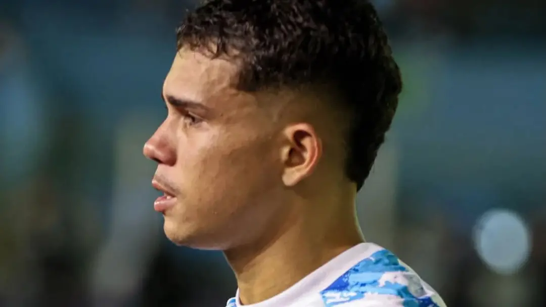 Pedro Henrique agradeceu o Paysandu e confirmou a ida para o Flamengo. O jogador, que chegou com 15 anos, fez sua últim…