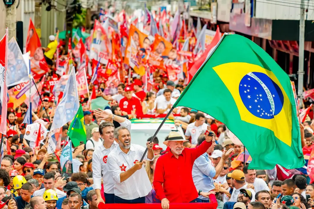 Camilo Santana entra no núcleo de estratégia de Lula, após críticas ao desempenho da campanha no Nordeste. A mudança oc…