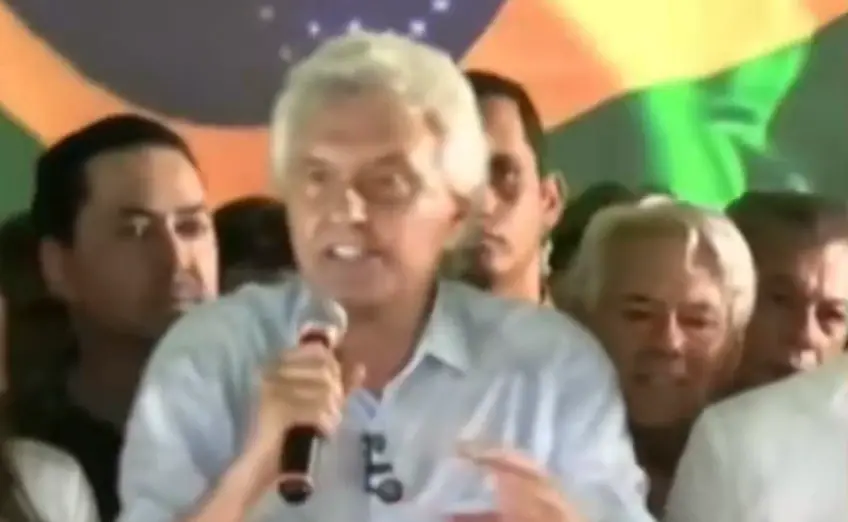 Caiado evitou dizer se aceitaria ministério de Flávio Bolsonaro no ato em Goiânia. Ele pediu respeito ao presidente da …