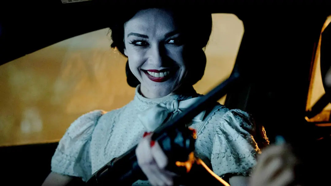 Insidious Out of the Further mostra entidades da franquia em um clipe BTS exclusivo. É sempre um mergulho profundo no q…