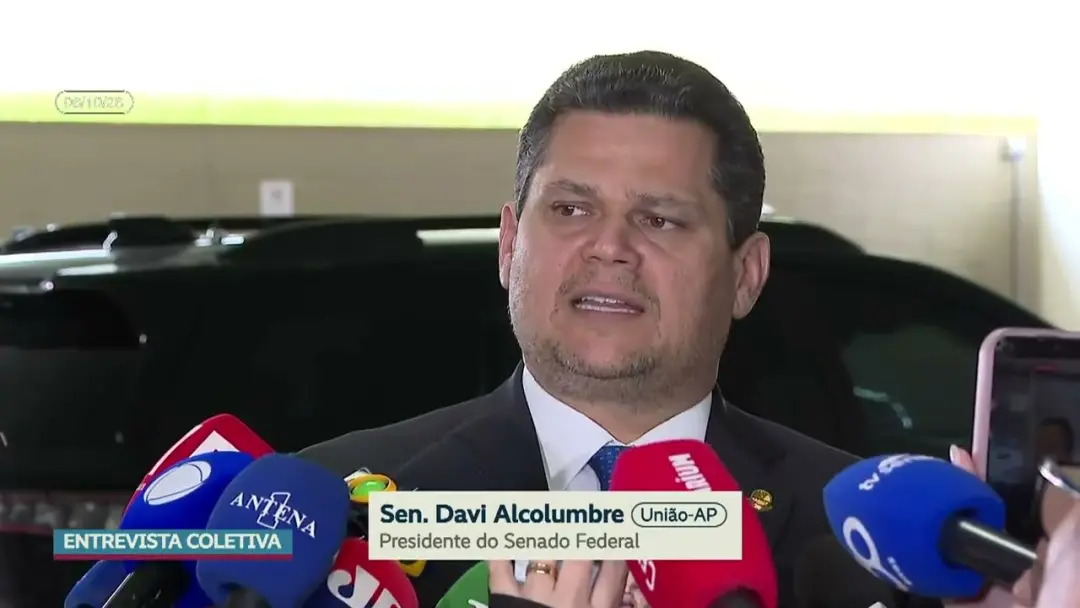 Davi Alcolumbre falou sobre a PEC 221/2019 no Senado, dizendo que ela segue rito regimental com cinco sessões de discus…