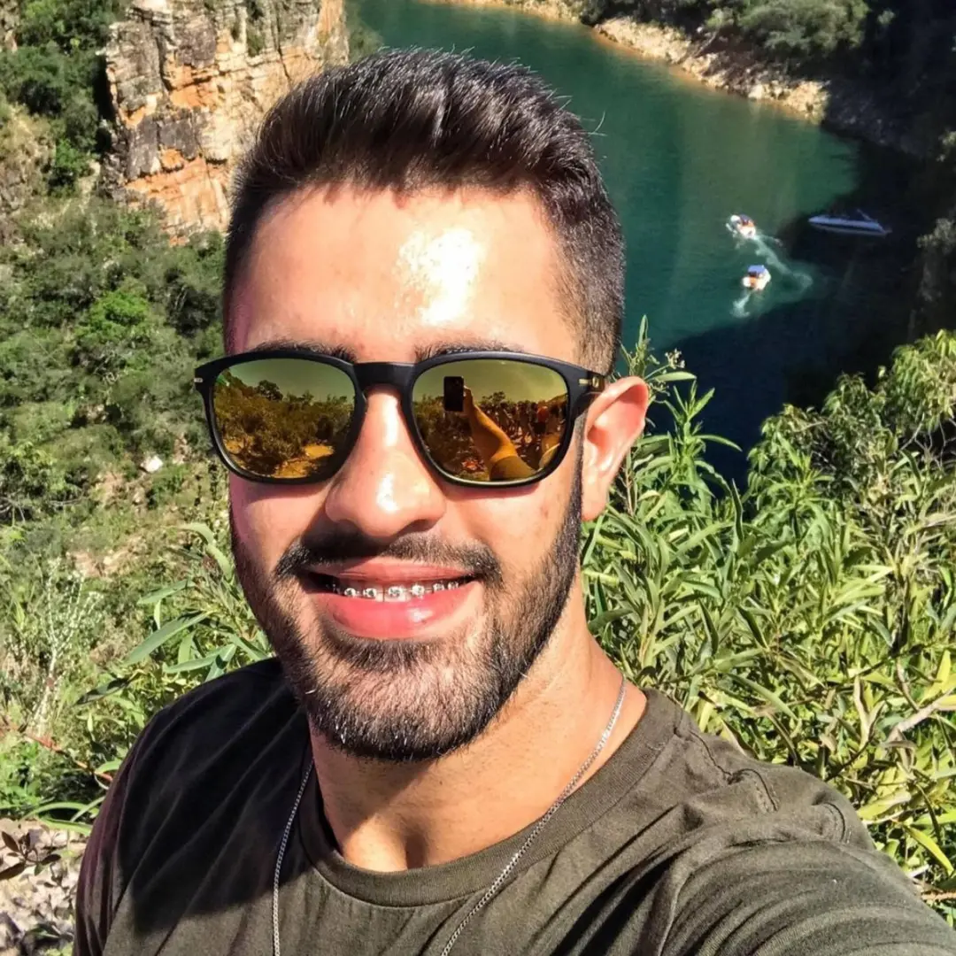 Anthony Muniz, de 28 anos, morador de Amparo, foi encontrado morto após se afogar no mar de Ubatuba. É muito triste a p…