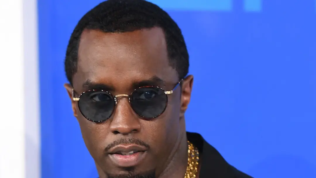 Diddy deve pagar quase meio milhão de dólares em honorários advocatícios para a NBCUniversal. Isso mostra que mesmo que…