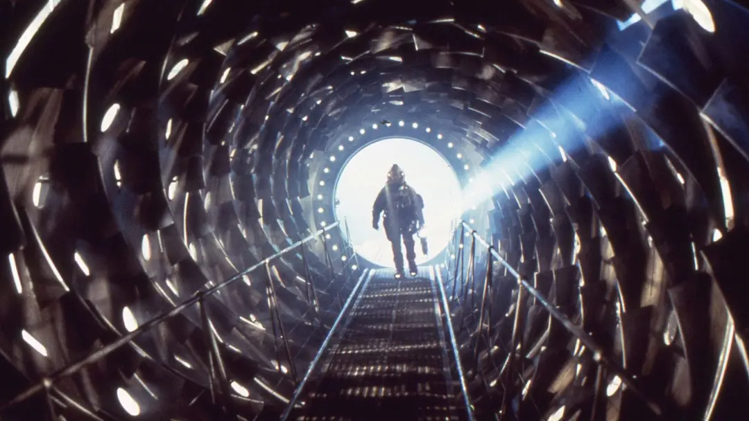 Event Horizon é o filme de ficção científica mais assustador sem aliens. A maioria do terror do gênero usa criaturas de…