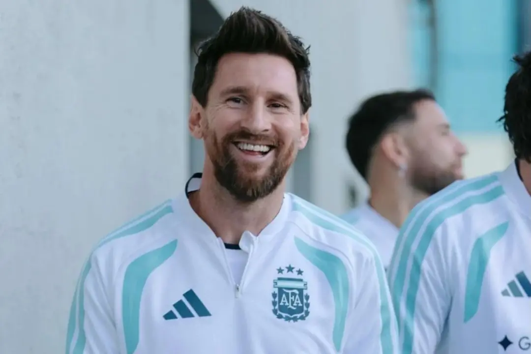 Messi despede-se da seleção argentina no jogo contra Benin, na terça-feira, em Buenos Aires. A partida marca 21 anos da…