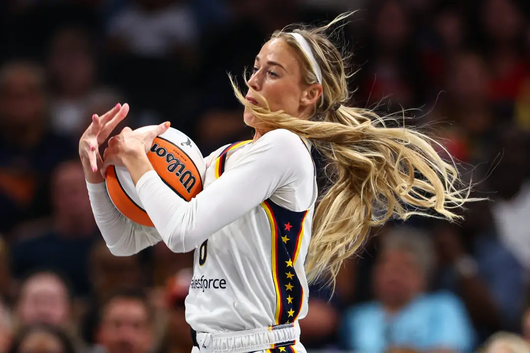 Indiana Fever e Sophie Cunningham, que assinou contrato de um ano por 665 mil dólares, podem não ter futuro juntas. A i…