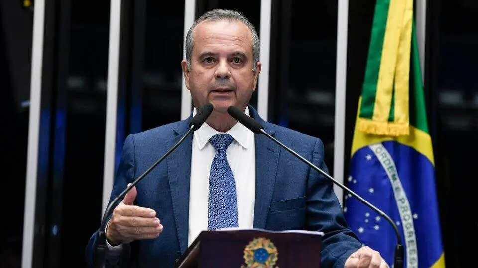 Coordenador da campanha de Flávio Bolsonaro afirmou ter sinalizado ao presidente do STF que o Senado não será omisso em…