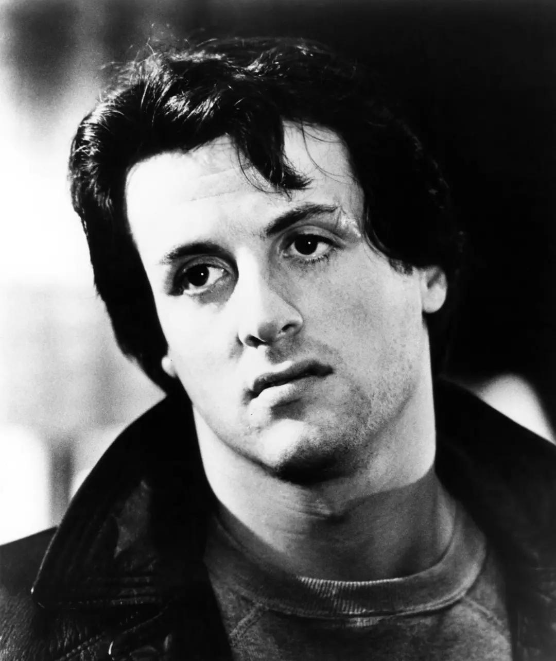 Sylvester Stallone escreveu em seu novo livro que foi claro pra todo mundo que a situação com um coestrela A list não t…
