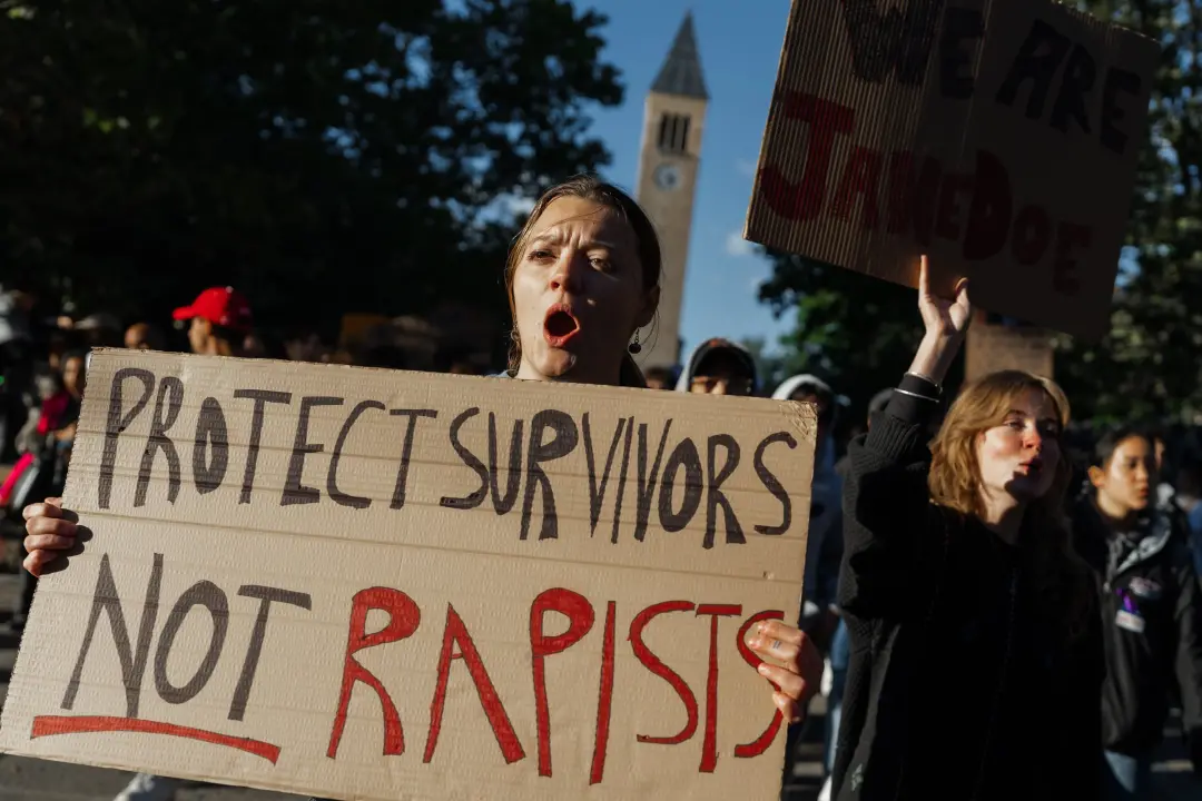 Cornell, universidade de elite, recebe críticas dos professores após a denúncia de violação múltipla de uma aluna. A re…