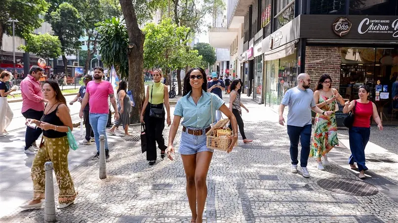 Lei nova da Alerj cria o programa Sou jovem, sou empreendedor, mirando jovens de 16 a 29 anos no Rio de Janeiro. É impo…