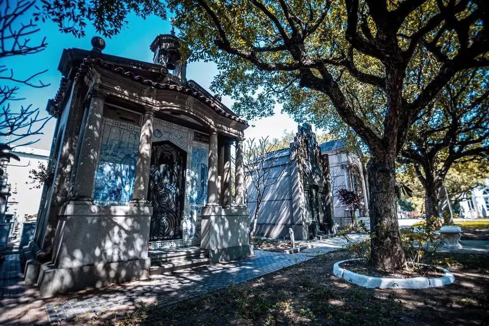 Necrotour Infantil no Cemitério da Penitência no sábado dia 10 de outubro tem contação de histórias sobre luto. É bacan…
