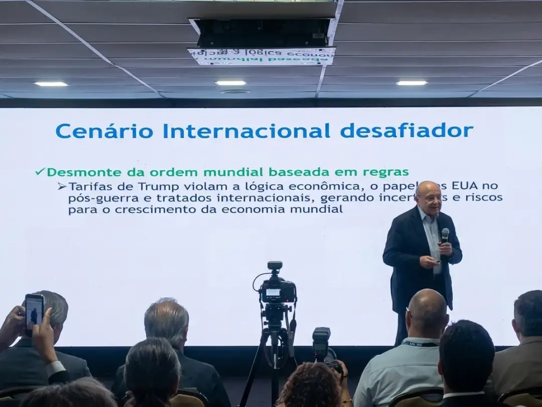 Maílson da Nóbrega alertou a indústria goiana sobre baixo crescimento e instabilidade mundial. É preciso proteger o cai…