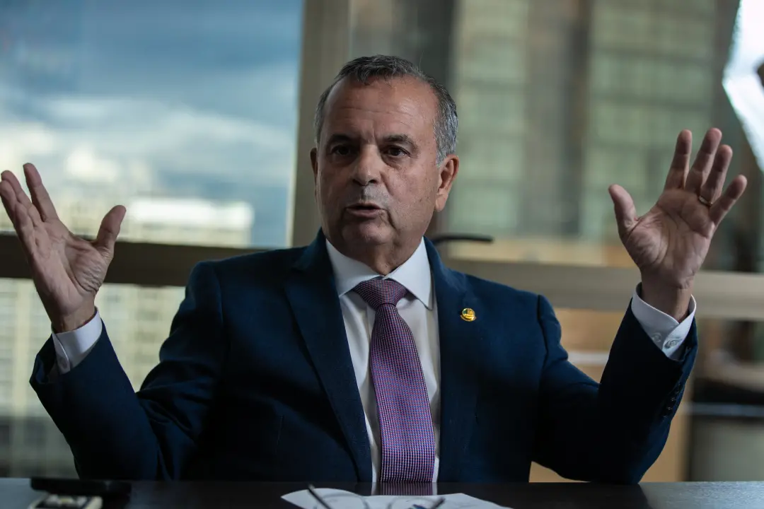 Senador Rogério Marinho sinalizou a Edson Fachin que o Senado não será omisso em pedidos de impeachment de ministros do…