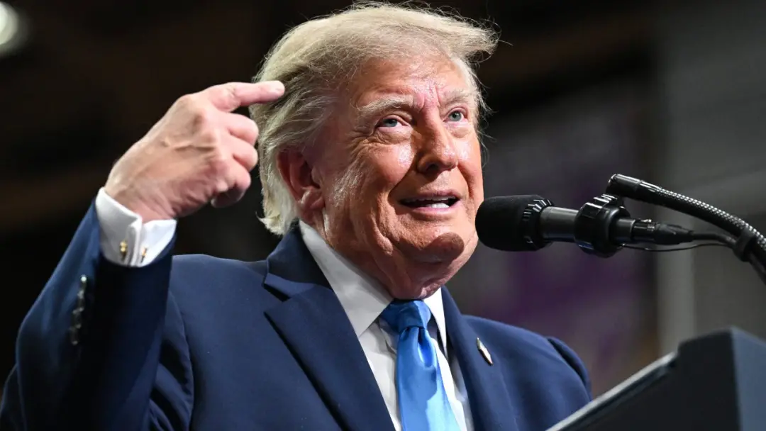 Trump criticou a Fox News por dar mais tempo a candidatos Democratas e independentes do que a republicanos tradicionais…