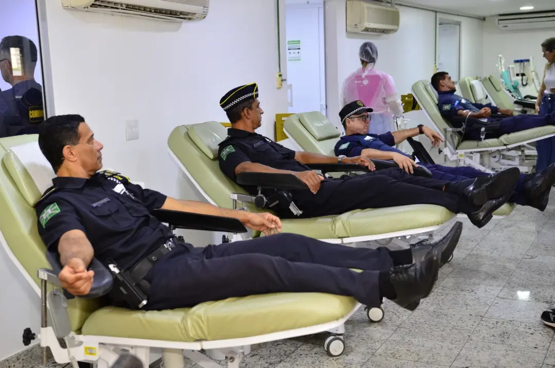 GCM de Goiânia participa da campanha Policiais Contra o Câncer Infantil para aumentar o estoque de sangue do Hospital A…