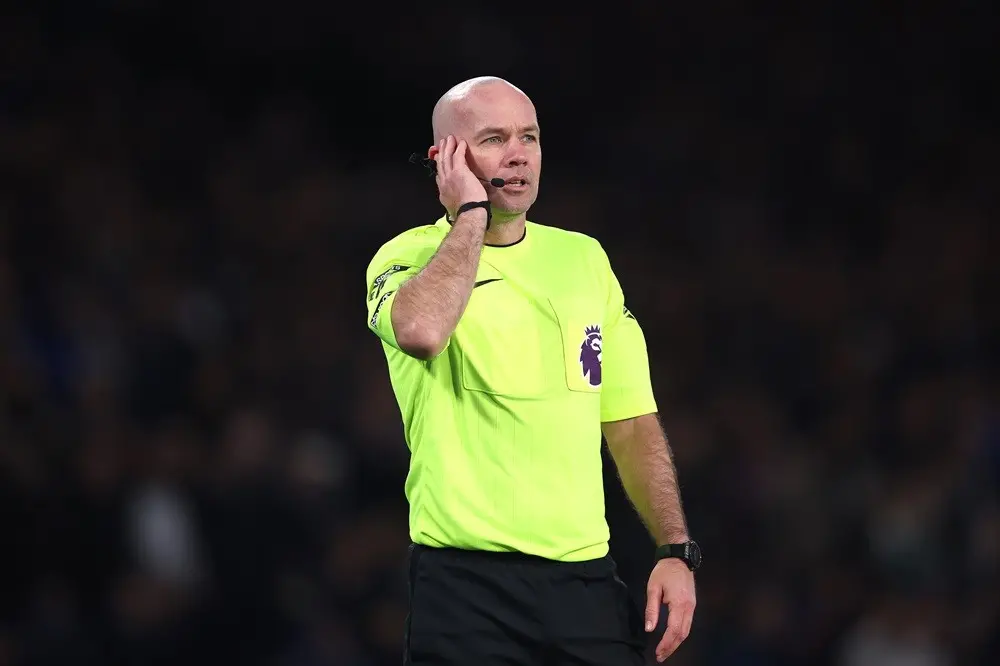 Paul Tierney vai apitar o jogo do Arsenal contra Leeds United no sábado, dia 10 de outubro. O histórico do Arsenal com …