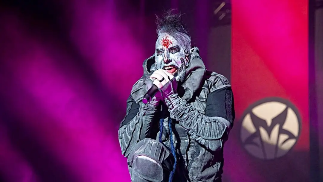 Chad Gray sofreu lesão vocal e isso cancelou duas datas da turnê solo nos estados da Califórnia. É um risco enorme para…