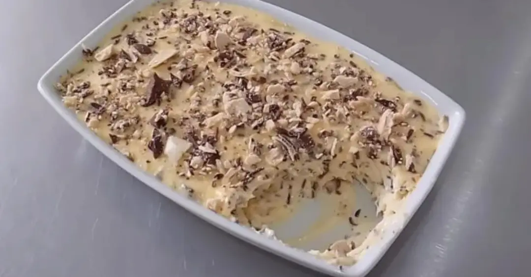 Sobremesa de maracujá com bombom, receita da Luciana Travensolo, é prática e não precisa de fogão. É uma alternativa ec…