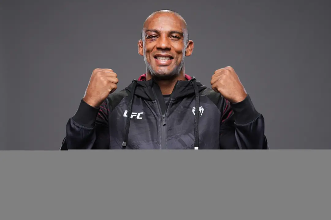 Edson Barboza assina com a ACBJJ, promoção de Jiu Jitsu, menos de dois meses depois de se aposentar do UFC. Ele fala qu…