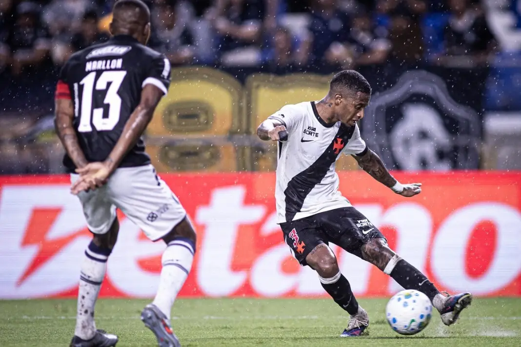São Januário, sábado, o jogo Vasco x Remo vai começar às 18h, mudou do horário inicial de 17h. Essa alteração foi por p…
