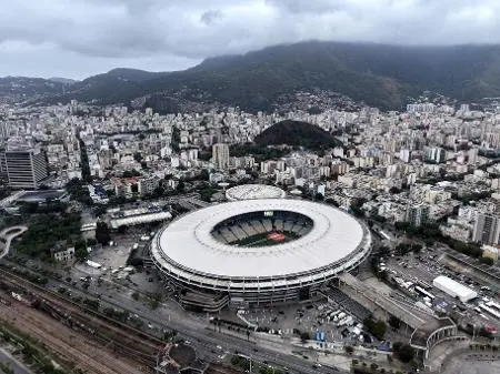 Vasco não desiste do Maracanã e o jogo contra o Boca vai ser no Rio. A persistência em manter o estádio é importante pr…
