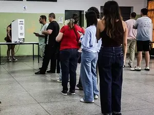 Observadores internacionais celebraram o primeiro turno das eleições no Brasil sem sobressaltos. A tranquilidade do pro…
