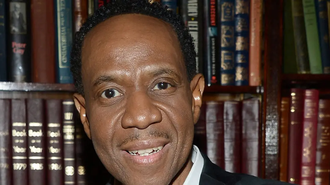 Freddie Jackson, cantor de R&B, faleceu aos 70 anos. Uma voz poderosa que marcou a música. É triste perder artistas com…