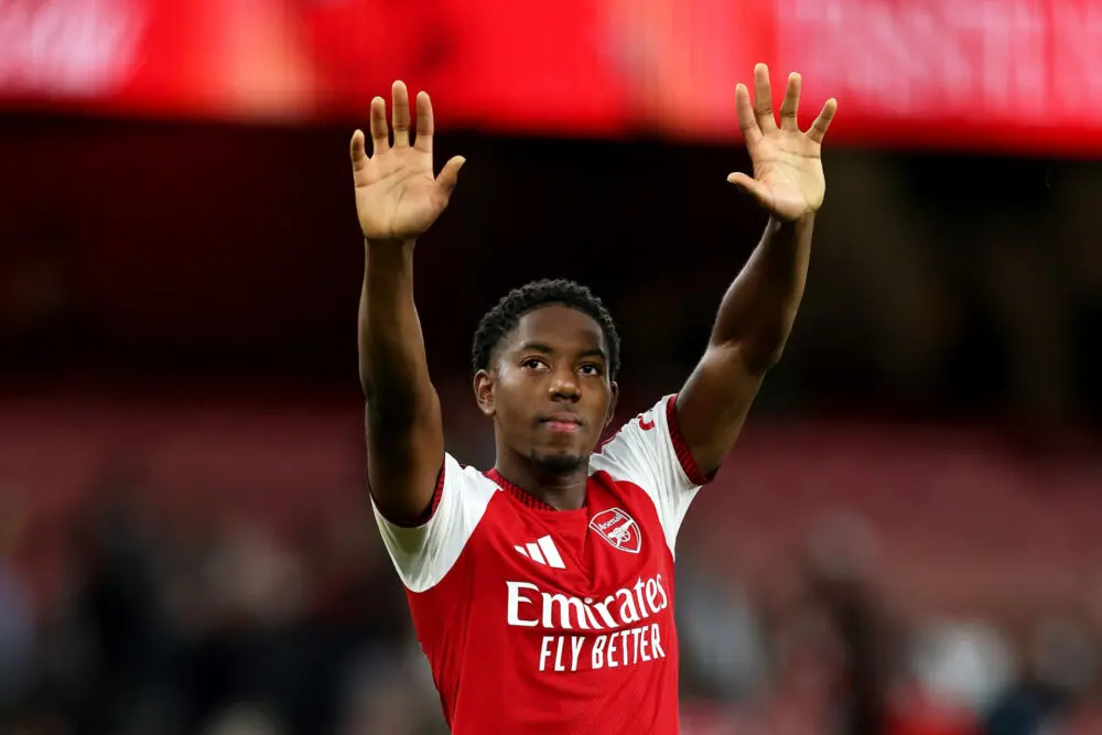 Myles Lewis-Skelly entrou na lista de 25 nomes para o Golden Boy 2026, sendo o primeiro jogador do Arsenal nessa disput…