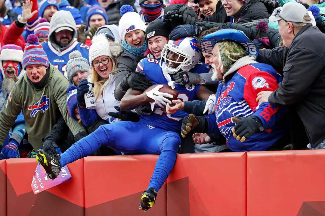 Bills Mafia, torcida do time Bills, vai aparecer em uma nova docuseries de cinco partes. A série vai mostrar a lealdade…