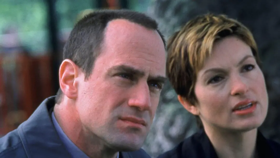 7 parodias de Law & Order existem por aí. O jeito icônico do show com o dun dun e a divisão entre polícia e tribunal vi…