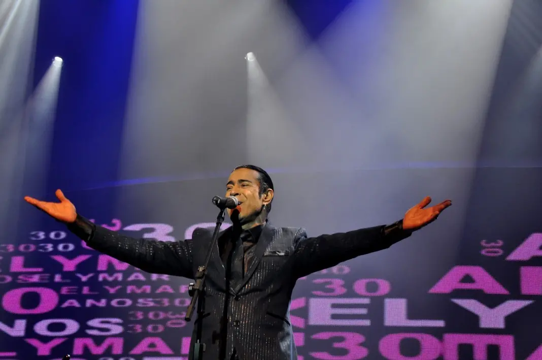 Elymar Santos comemora 40 anos de carreira com show no Qualistage, na Barra da Tijuca, neste domingo, 11 de outubro, a …