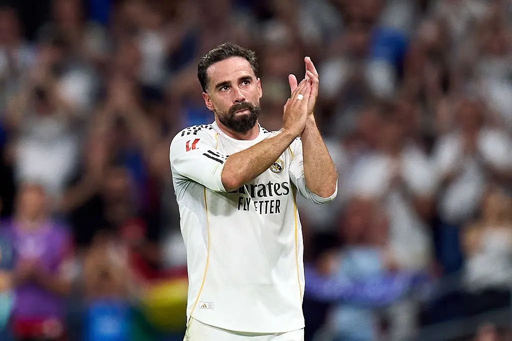 Carvajal passou no exame médico do Getafe CF, aguardando só a aprovação da Liga Espanhola. A chegada do zagueiro atende…