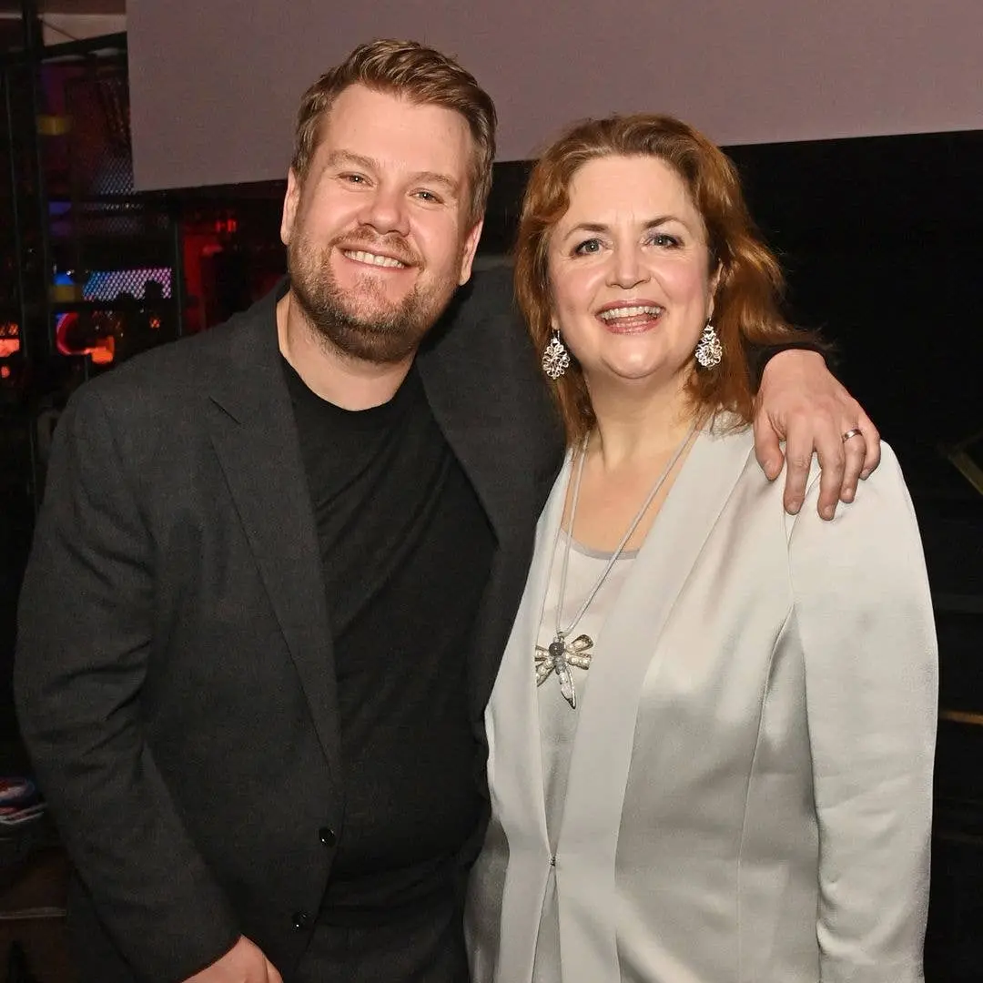 James Corden e Ruth Jones lançaram no Apple TV o programa The Choir com um elenco forte, incluindo Jason Watkins e Jim …