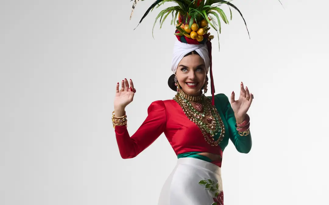 Giovanna Lancellotti fará Carmen Miranda no cinema, projeto que Esmir Filho dirige. É um reconhecimento da força cultur…
