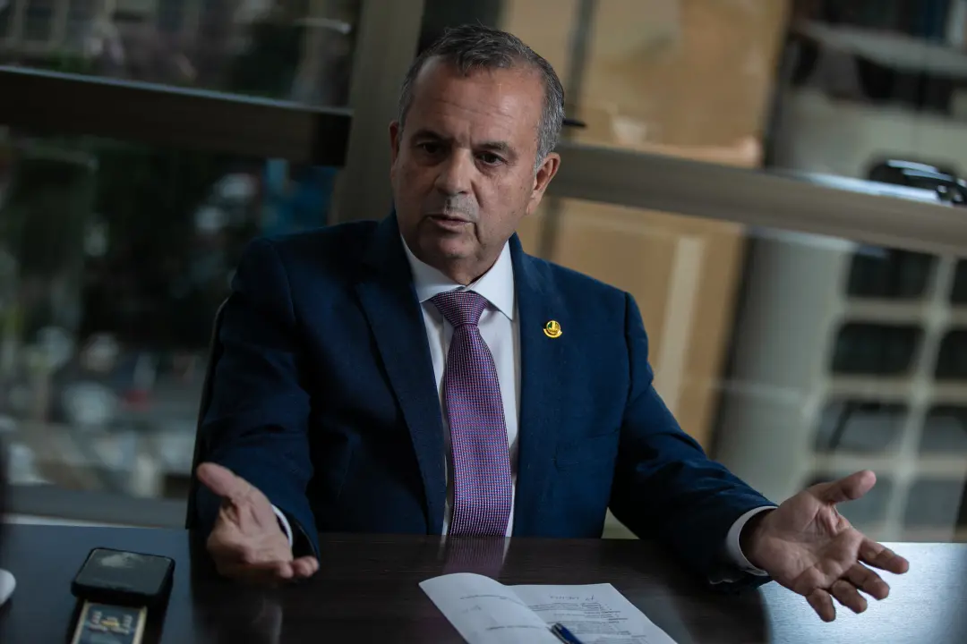Senador Rogério Marinho vai se reunir com Edson Fachin para falar sobre o futuro de um governo Flávio, prometendo que n…