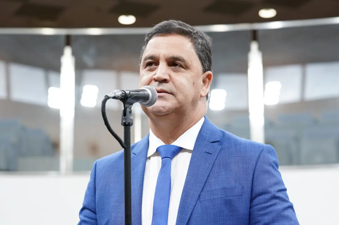 Cinco deputados estaduais do Entorno do DF foram eleitos, mas só um deles, Wilde Cambão, nasceu na região. Os outros qu…
