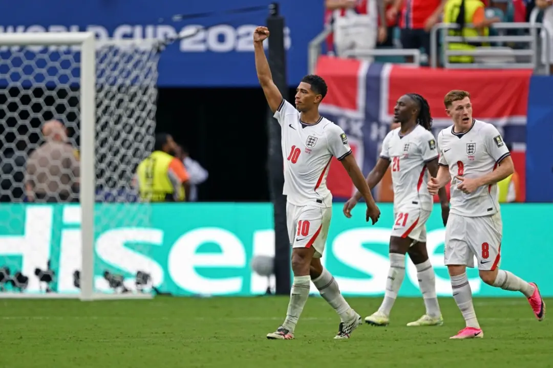Inglaterra e Tchéquia se enfrentam na terça, dia 6, às 15h45, no Wembley pela Nations League. A Inglaterra, que tá em s…