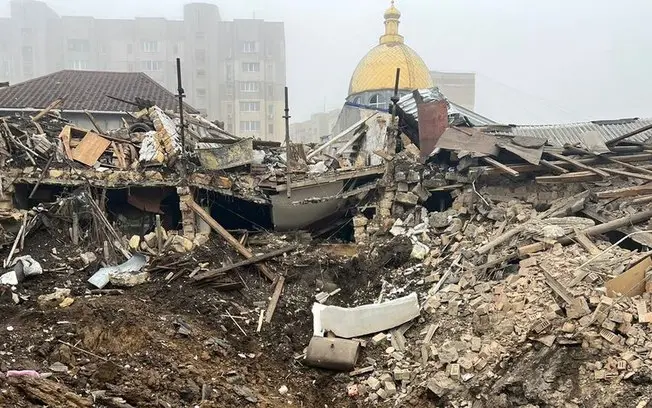 Rússia ataca sistematicamente centros de dados ucranianos desde setembro, atingindo infraestrutura digital em Kiev. Iss…