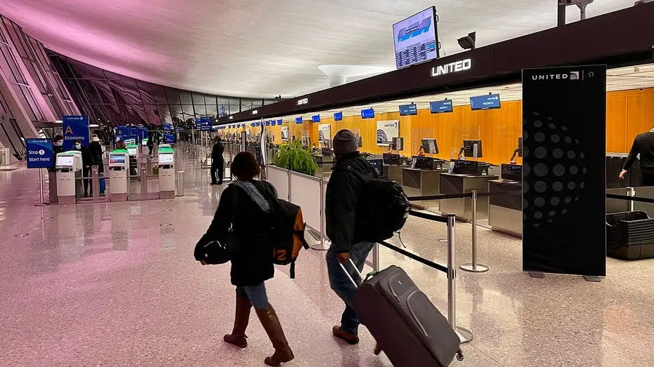 Voos da United de Washington para Roma tiveram um problema enorme, com 12 horas de espera seguidas pelo cancelamento an…