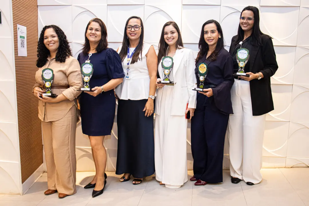 Ouvidoria da Agir recebeu prêmios Diamante Ouro e Prata no 1º Prêmio da Rede de Ouvidorias em Goiás. Reconhecer a escut…