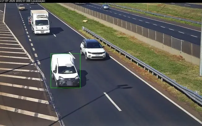 Rodovia Raposo Tavares viu queda de 22% nos acidentes em um trecho após instalar radar com IA. Essa tecnologia ajuda a …