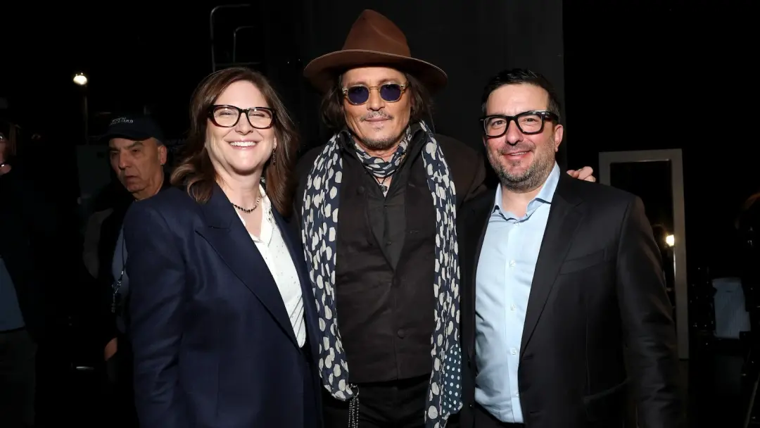 Skydance deu a tarefa de reformular Warner Bros e Paramount para Dana Goldberg e Josh Greenstein, mirando 30 filmes por…
